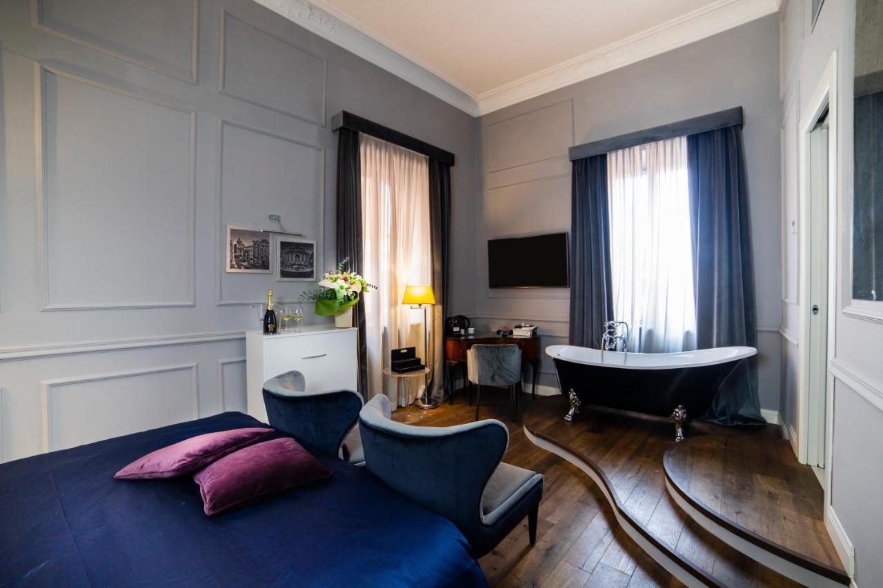 Relais San Lorenzo In Lucina Roma Exterior foto